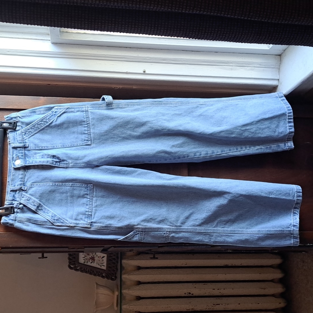 Forever 21 size S elastic waist wide leg high waisted painter blue jeans